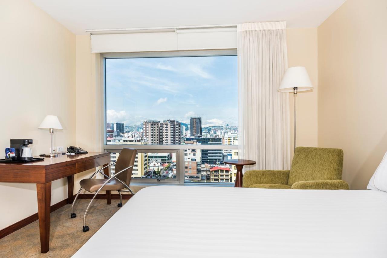 Holiday Inn Express Quito By Ihg Экстерьер фото
