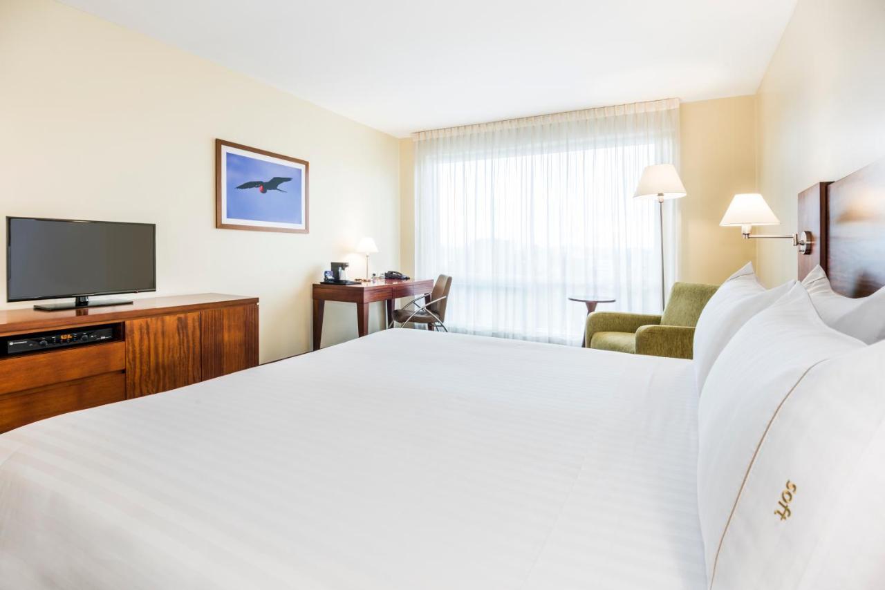 Holiday Inn Express Quito By Ihg Экстерьер фото
