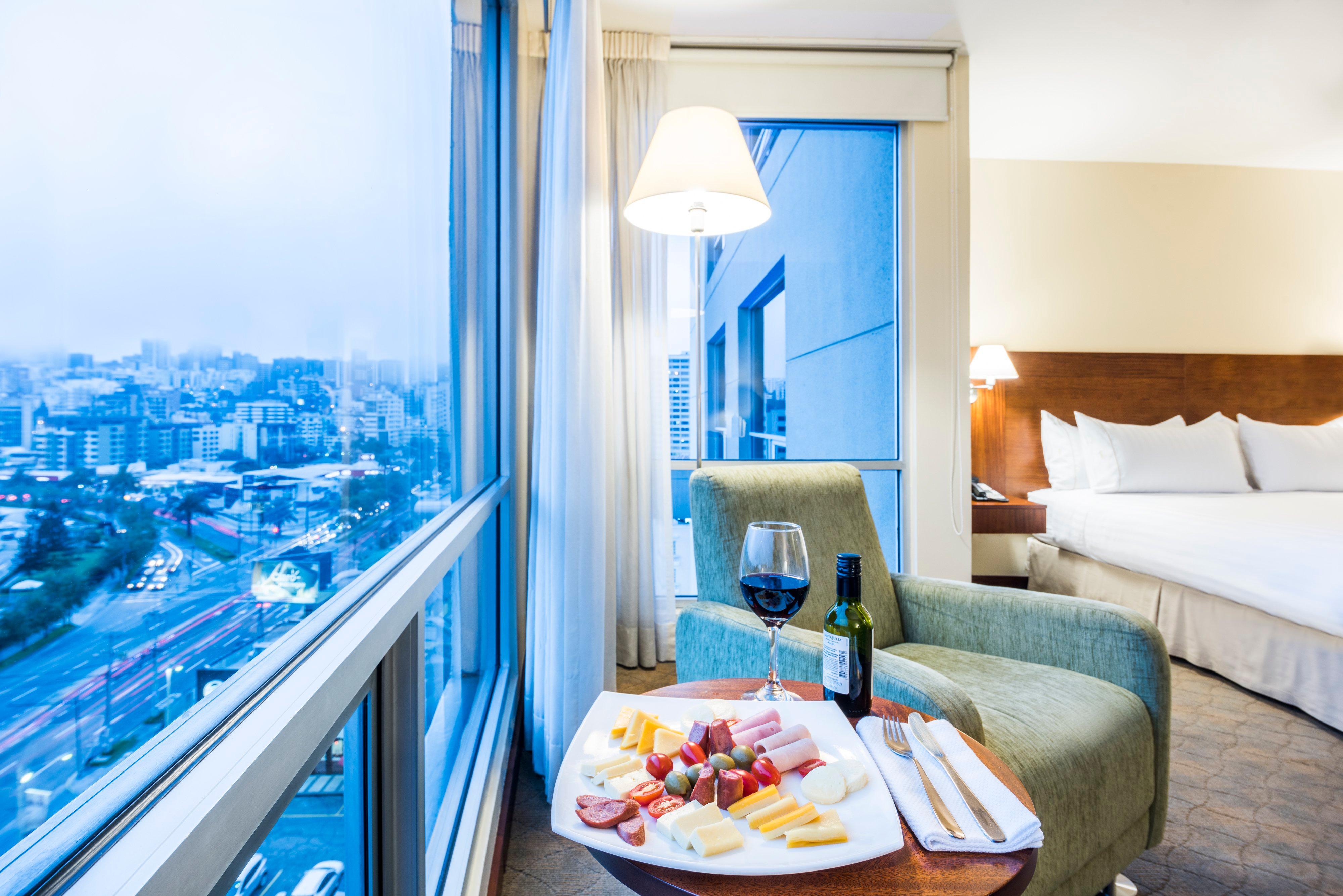 Holiday Inn Express Quito By Ihg Экстерьер фото