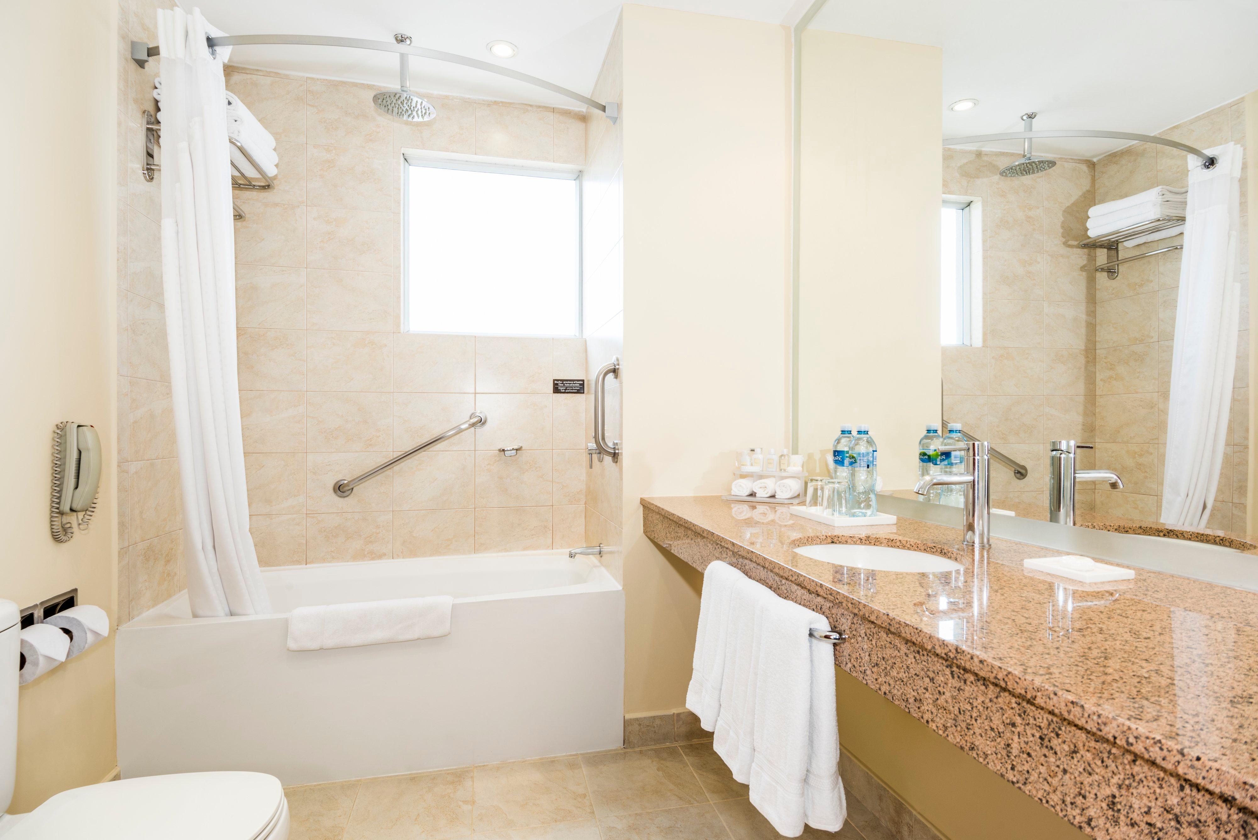 Holiday Inn Express Quito By Ihg Экстерьер фото