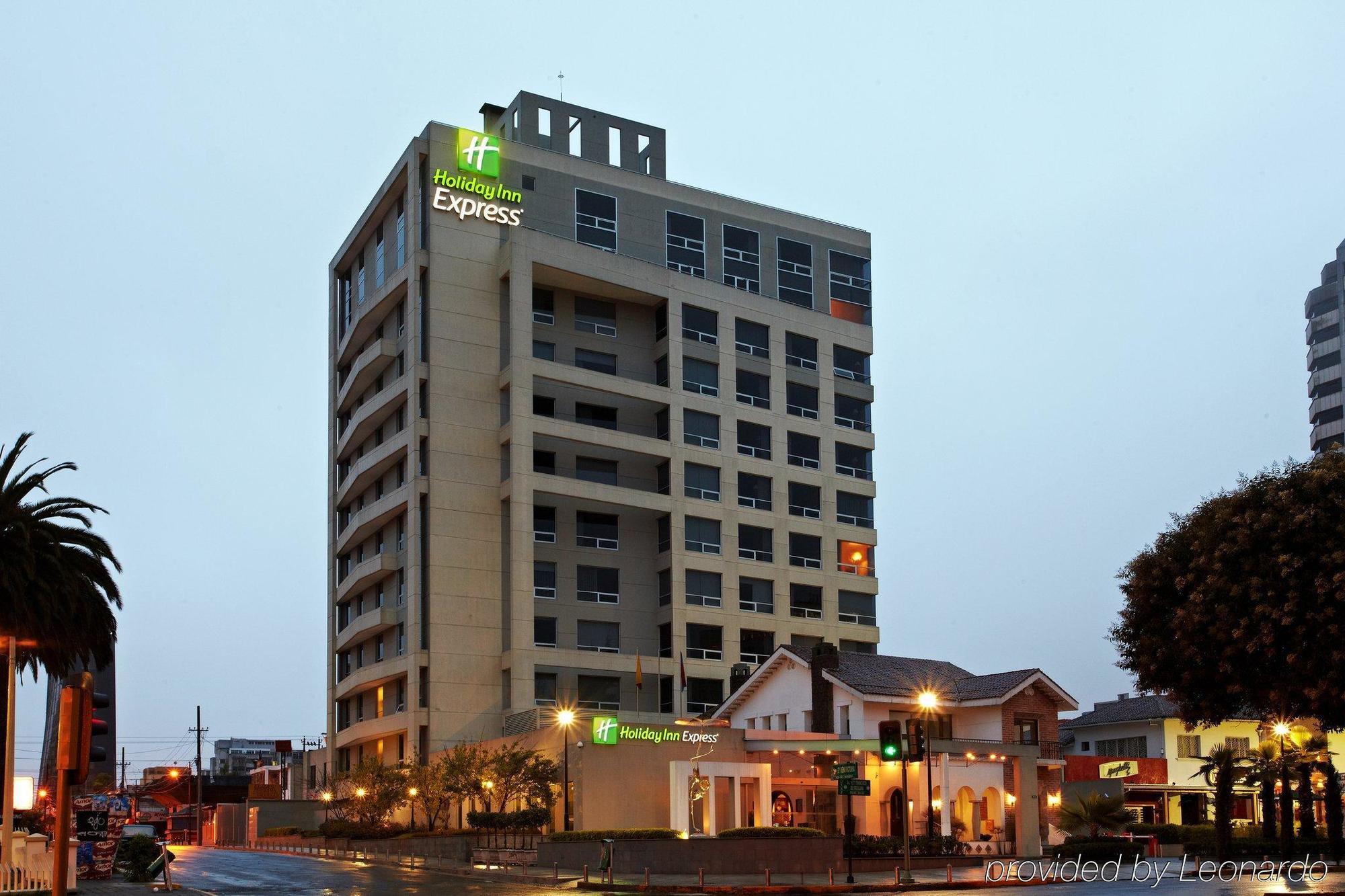 Holiday Inn Express Quito By Ihg Экстерьер фото