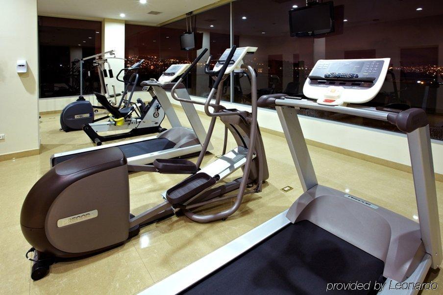 Holiday Inn Express Quito By Ihg Экстерьер фото