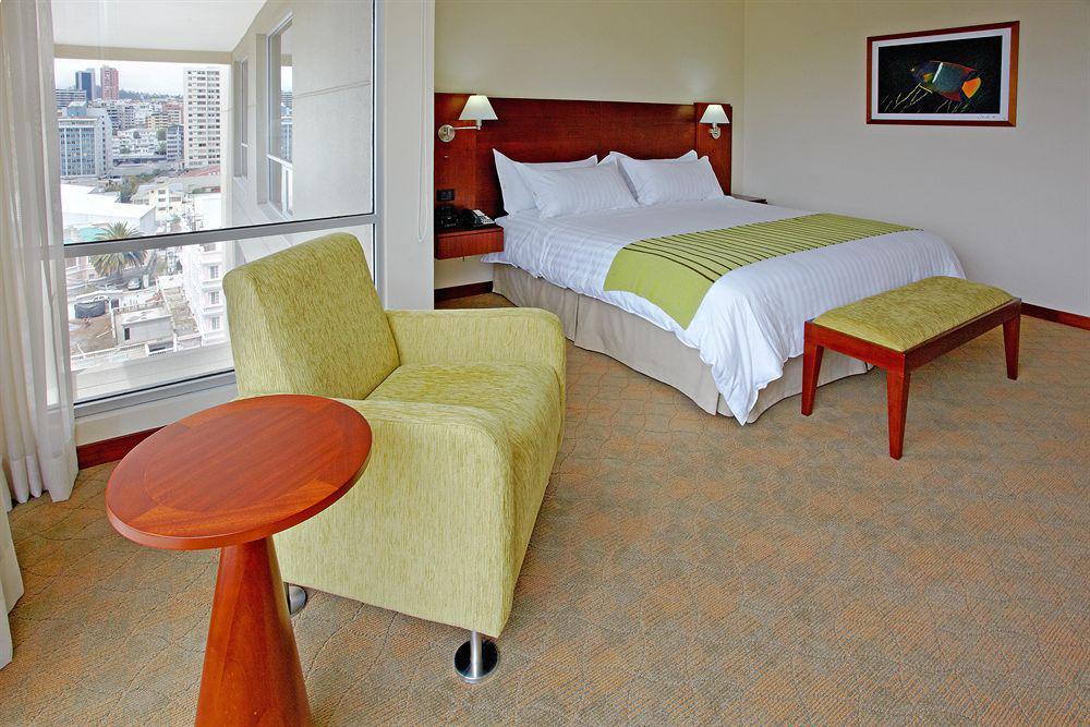 Holiday Inn Express Quito By Ihg Номер фото