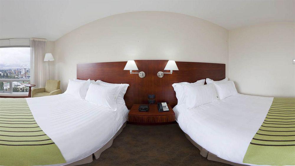 Holiday Inn Express Quito By Ihg Экстерьер фото